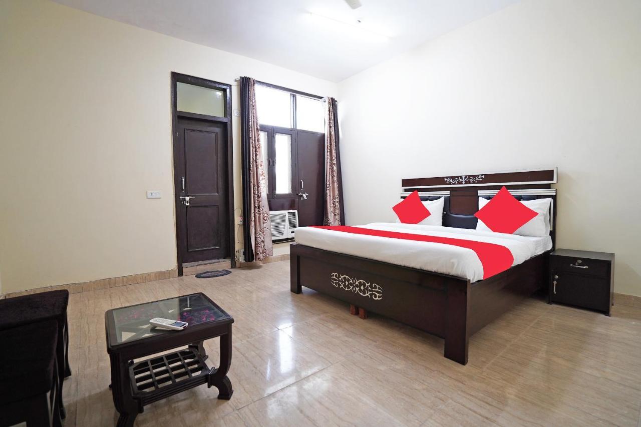 ניו דלהי Oyo 46744 Hotel Yash מראה חיצוני תמונה