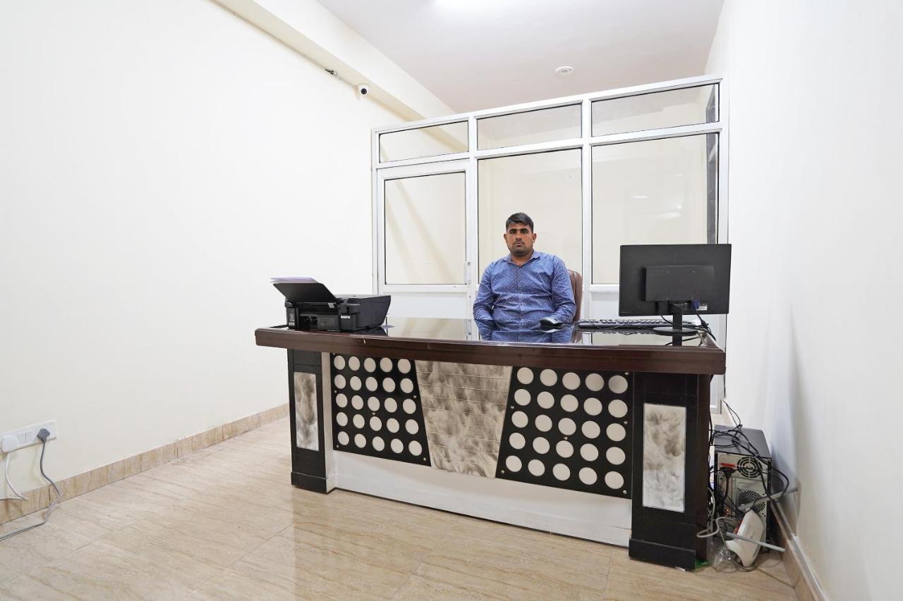 ניו דלהי Oyo 46744 Hotel Yash מראה חיצוני תמונה