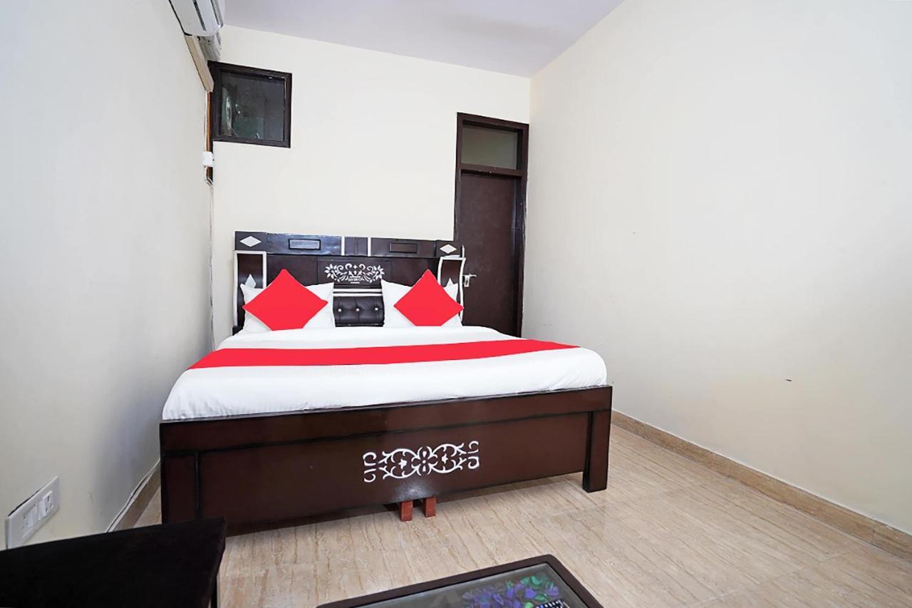 ניו דלהי Oyo 46744 Hotel Yash מראה חיצוני תמונה